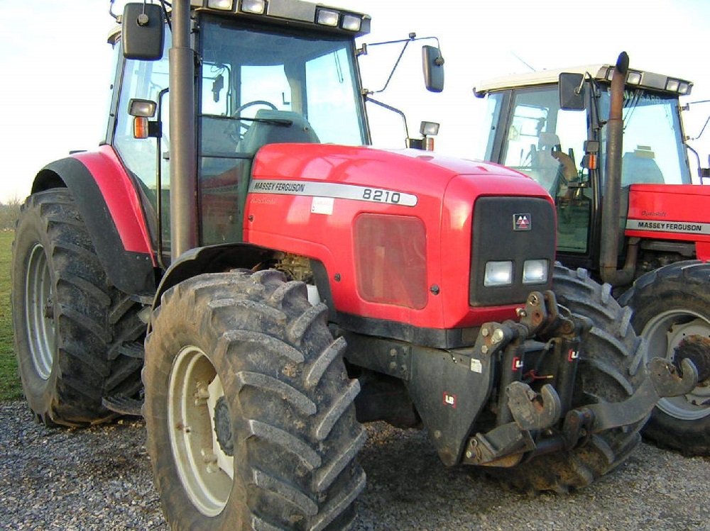 Tracteur pour la mécanisation agricole